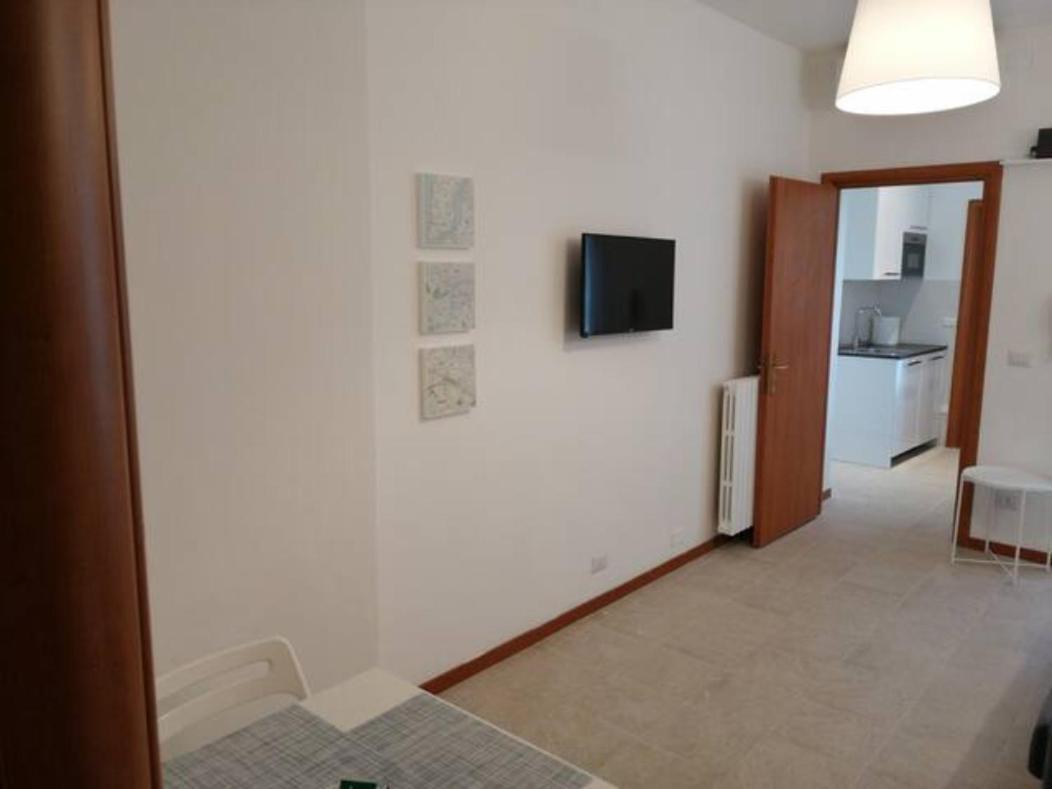 Trilocale Zona Loreto Mm1 - Viale Monza 10 Apartman Milánó Kültér fotó