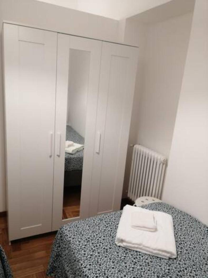 Trilocale Zona Loreto Mm1 - Viale Monza 10 Apartman Milánó Kültér fotó